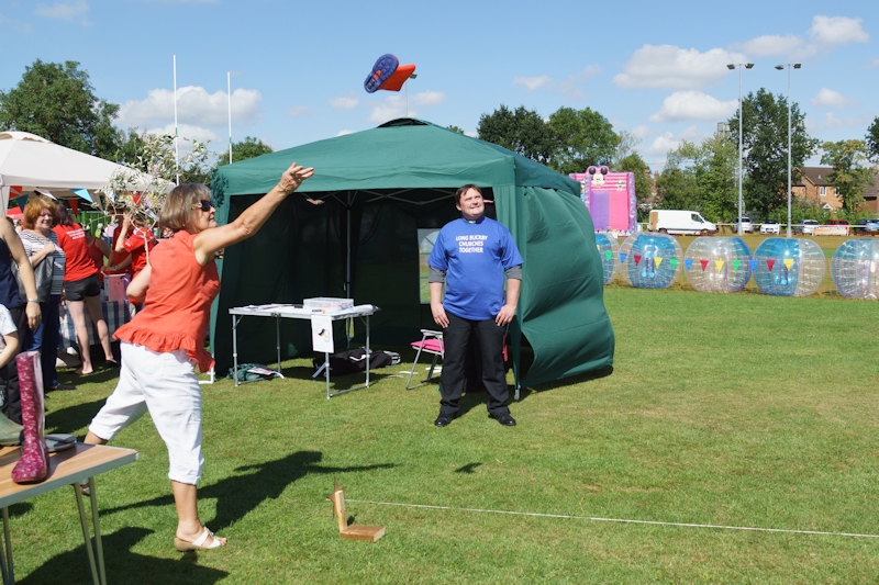 Welly Wangling at Buckby Feast